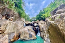 Nha Trang Suối Ba Hồ - Bến Tàu Trí Nguyên - Đảo Hòn Miễu