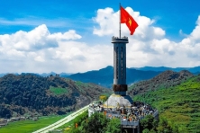 Mùa Thu Ngắm Cánh Đồng Hoa Tam Giác Mạch - Trải Nghiệm Sông Nho Quế