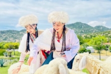 Thảo nguyên TANYOLI - Bãi Rêu thôn Từ Thiện - Bình Hưng An Hill